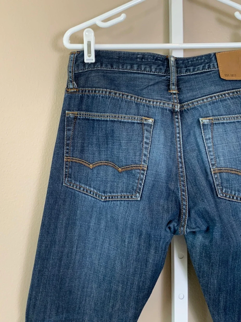 American Eagle Distressed Wash Slim Jeans